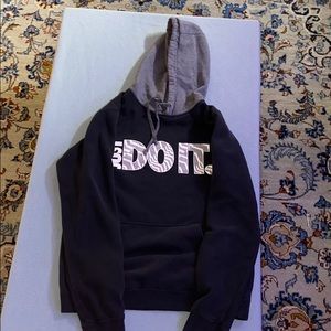 Nike sweatshirt